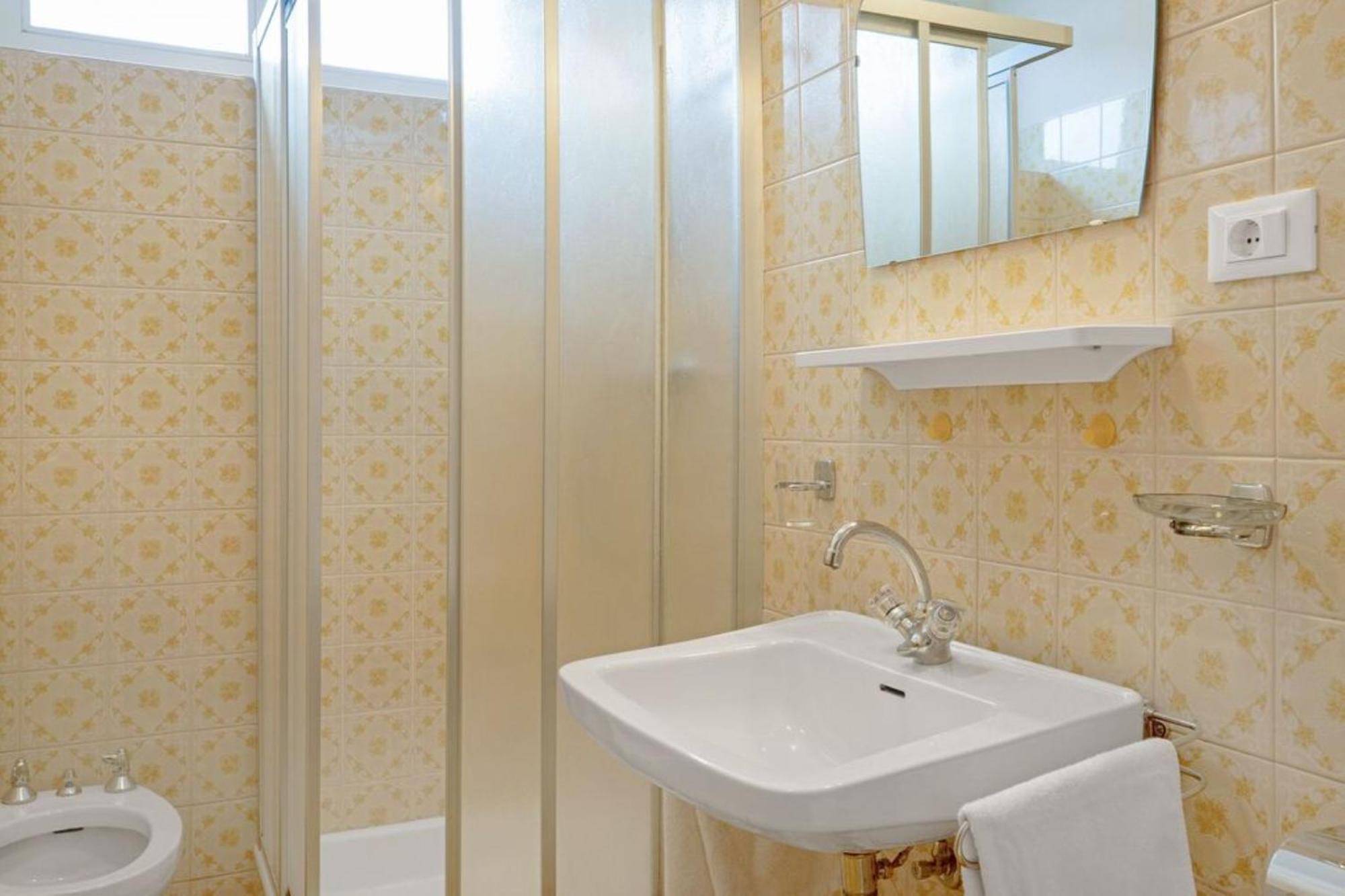 Residence Kruma Olang Bagian luar foto